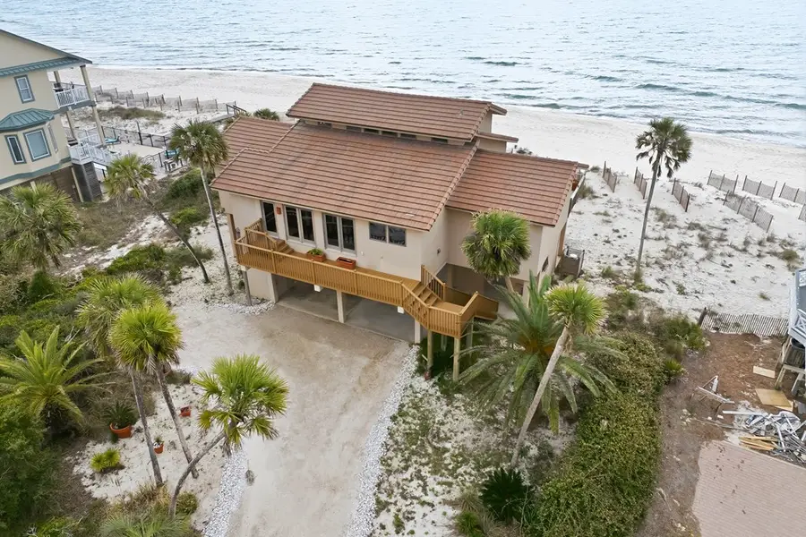 2124 Seahorse Ln, Saint George Island, FL 32328 - #3