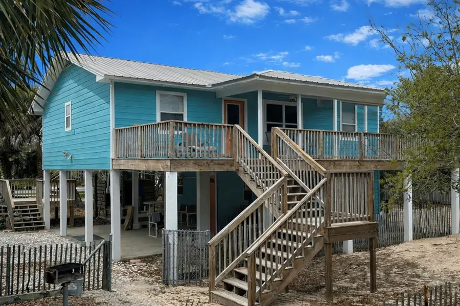 1064 W Gulf Beach Dr, Saint George Island, FL 32328 - #3