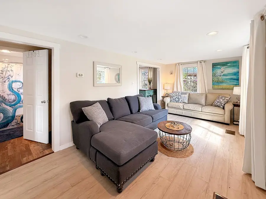 119 Knollwood St, Wewahitchka, FL 32465 - #3