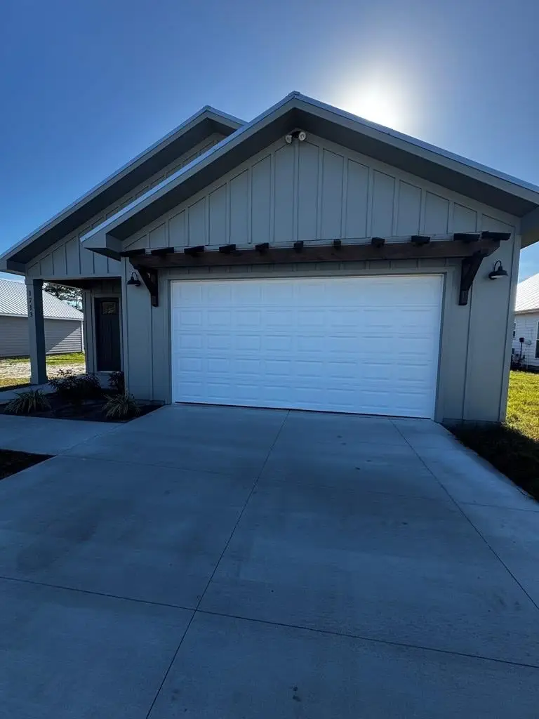 1700 St George's Ct, Eastpoint, FL 32328 - #2