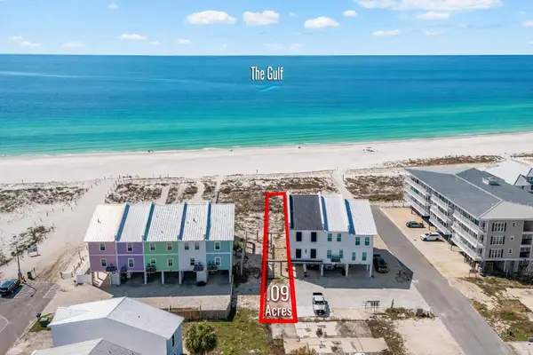 117 S 38th St #D, Mexico Beach, FL 32456