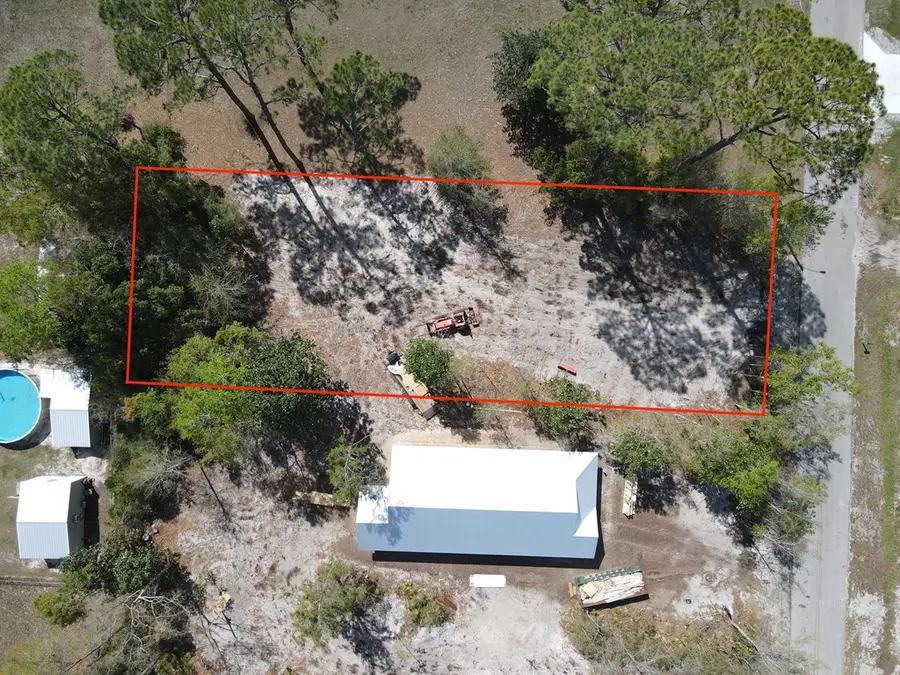 902 16th St, Port Saint Joe, FL 32456 - #3