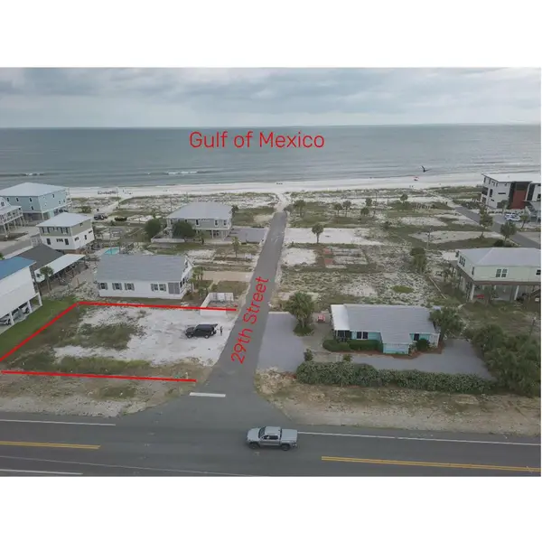101 S 29th St, Mexico Beach, FL 32456