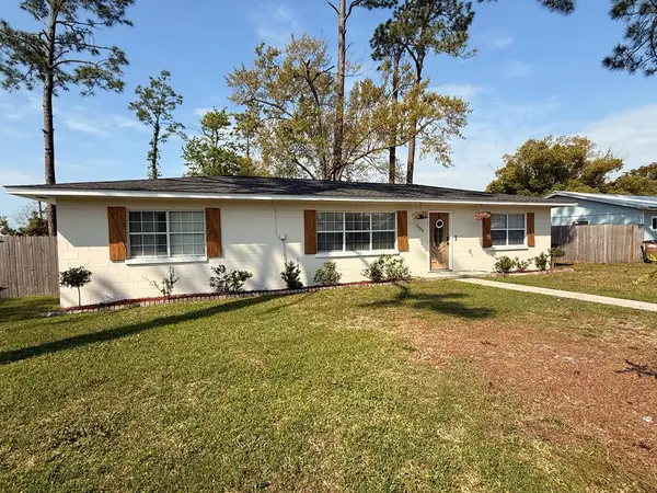 1322 Mcclelland Ave, Port St. Joe, FL 32456