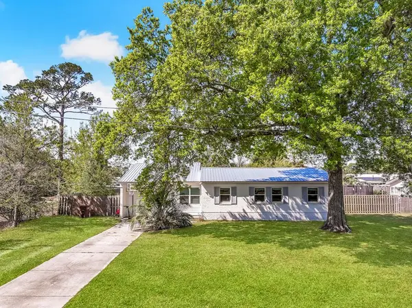 1026 Woodward Ave, Port St. Joe, FL 32456