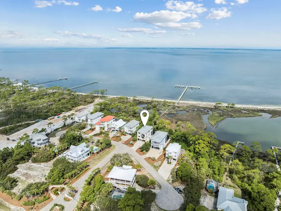 1639 Wayfarers Ct, Saint George Island, FL 32328 - #2