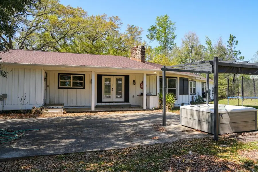 180 Grant Ln, Wewahitchka, FL 32465 - #2