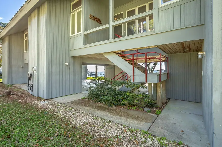 2488 Hwy 98 E, Carrabelle, FL 32322 - #2