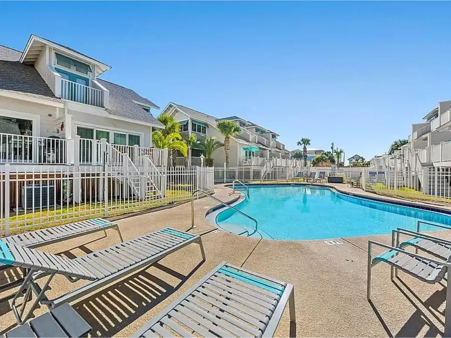 102 S 38th St #A, Mexico Beach, FL 32456 - #3