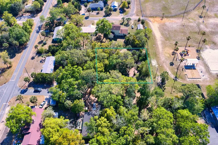 254 8th St, Apalachicola, FL 32320 - #3