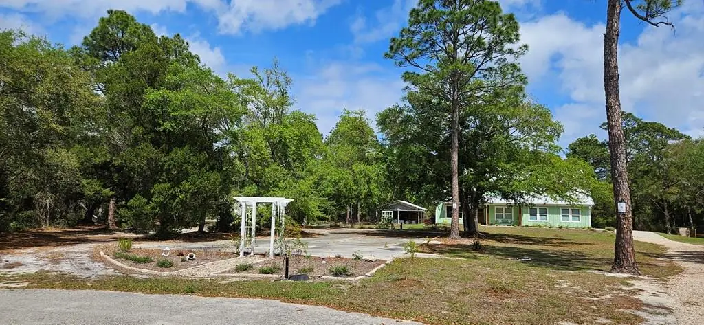 231 Apalachee St, Carrabelle, FL 32322 - #1