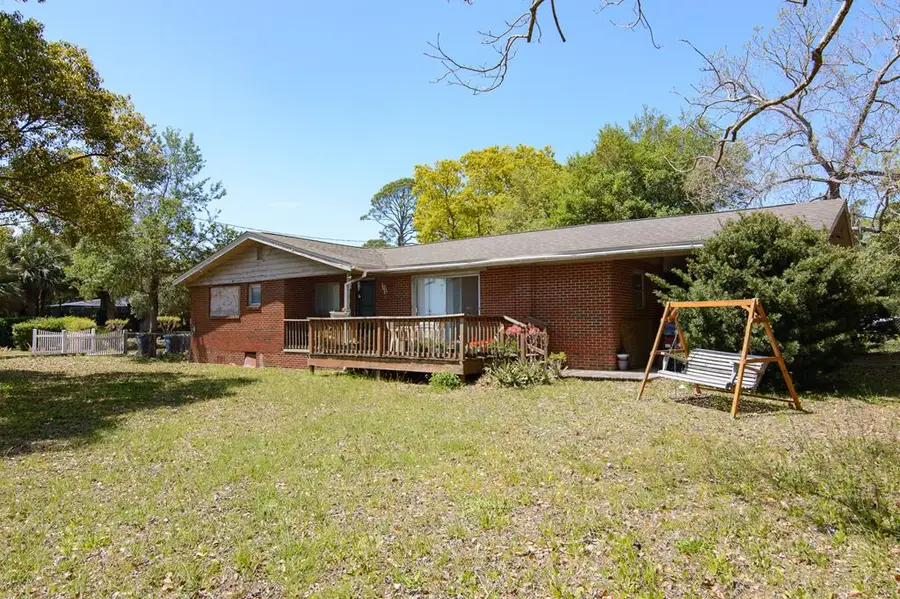 26 17th St, Apalachicola, FL 32320 - #3