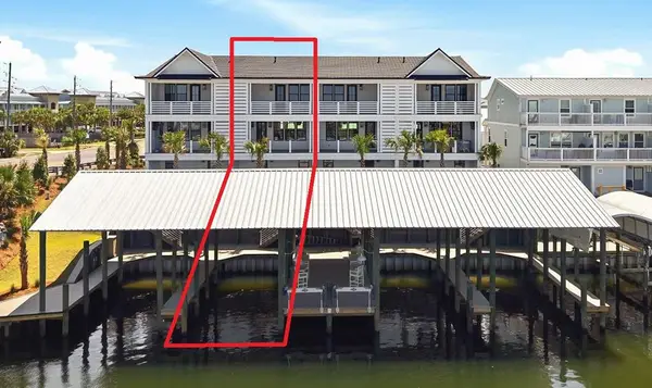 100 42nd St #B, Mexico Beach, FL 32456