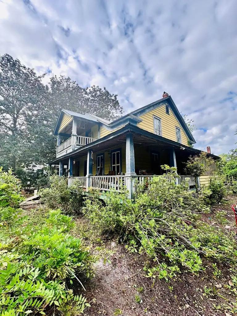 48 13th St, Apalachicola, FL 32320 - #3