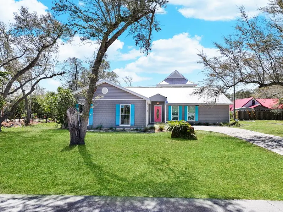 108 22nd St, Mexico Beach, FL 32456 - #2