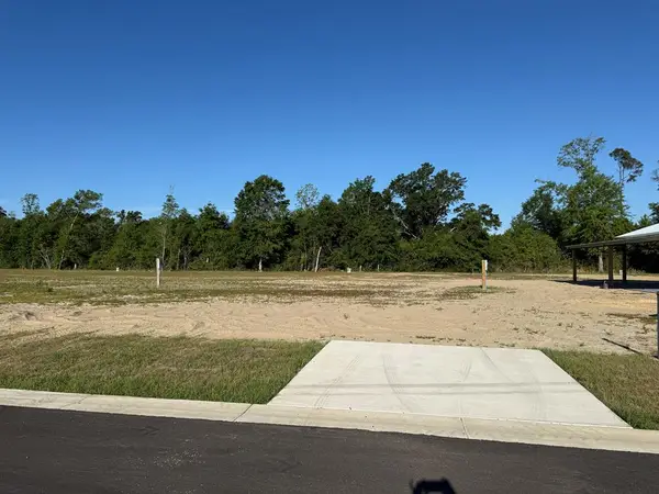 193 Kiera Ct, Wewahitchka, FL 32465