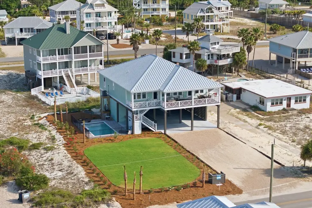 725 E Gorrie Dr, Saint George Island, FL 32328 - #1
