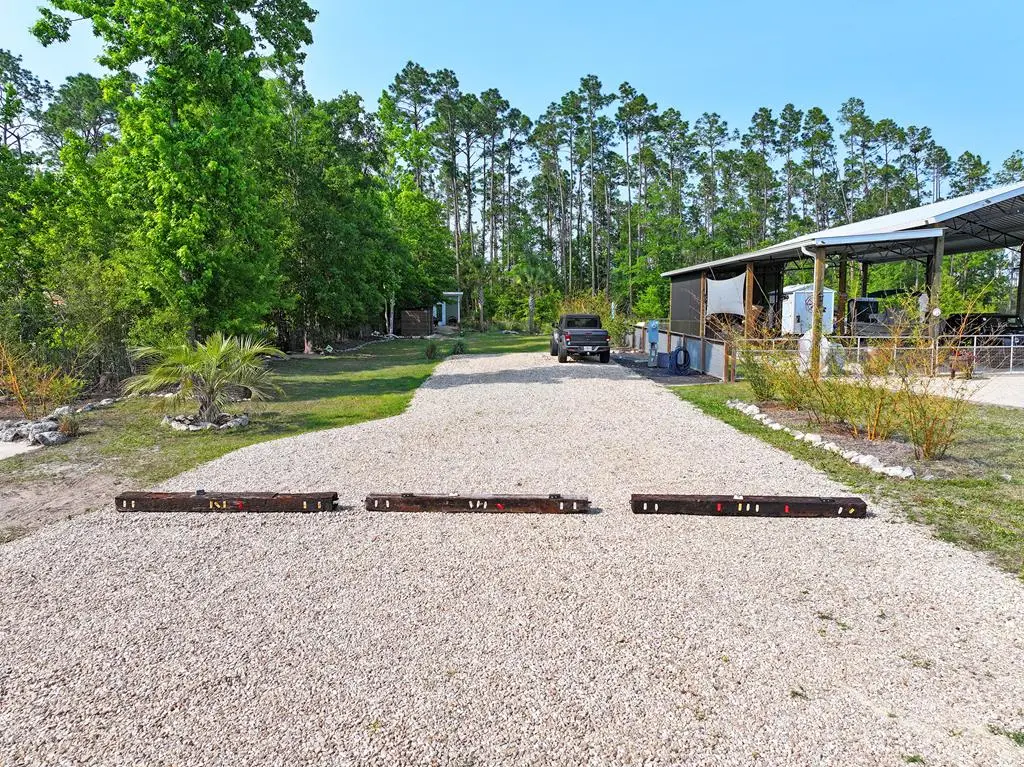 385 Sealy Dr, Wewahitchka, FL 32465 - #1
