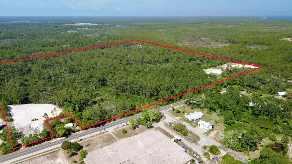1212 Gray Ave, Carrabelle, FL 32322 - #1
