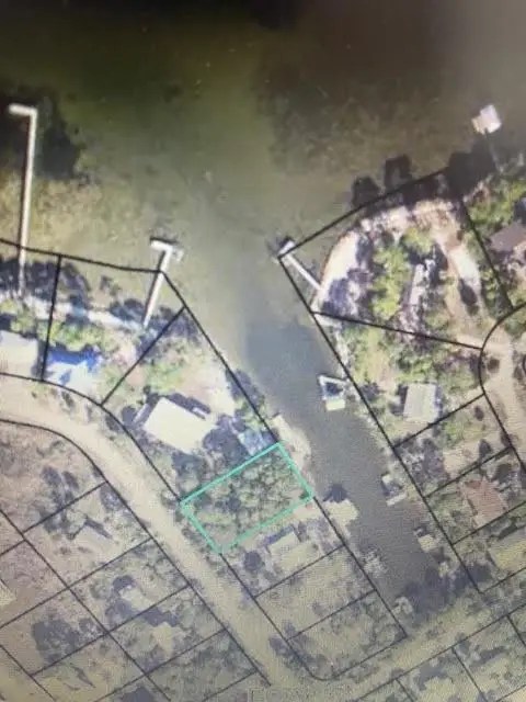 327 E Sawyer St #5, Saint George Island, FL 32328 - #3