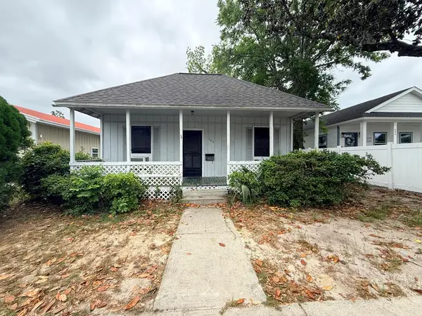 508 4th St, Port St. Joe, FL 32456