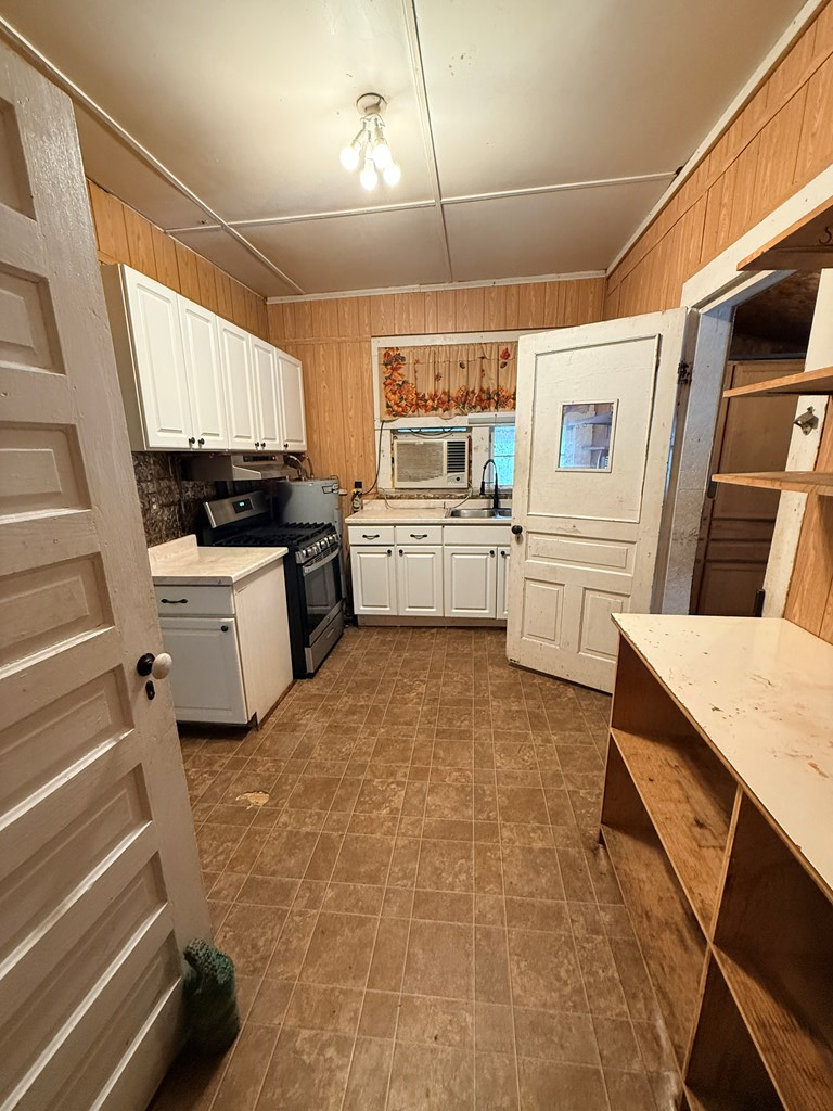 508 4th St, Port Saint Joe, FL 32456 - #2