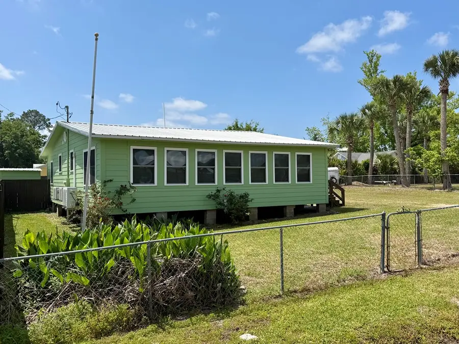 550 Pompano St, Port Saint Joe, FL 32456 - #3