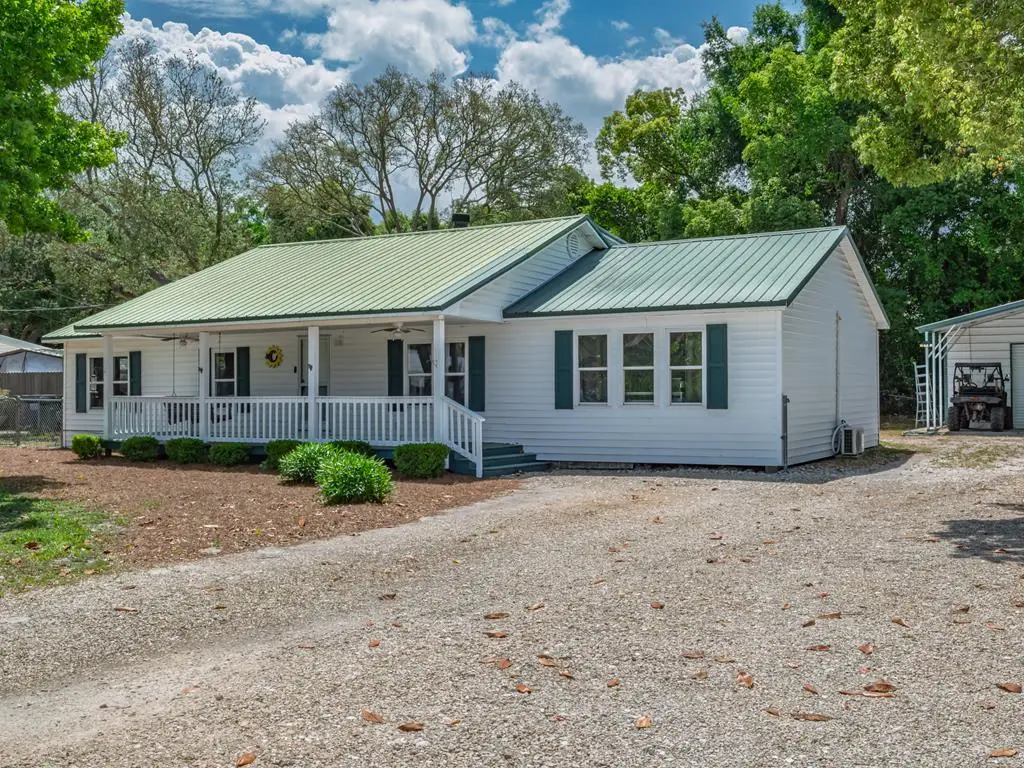 202 Old Ferry Dock Rd, Eastpoint, FL 32328 - #1