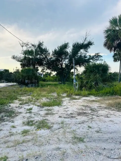 135 Desoto St, Port Saint Joe, FL 32456 - #2