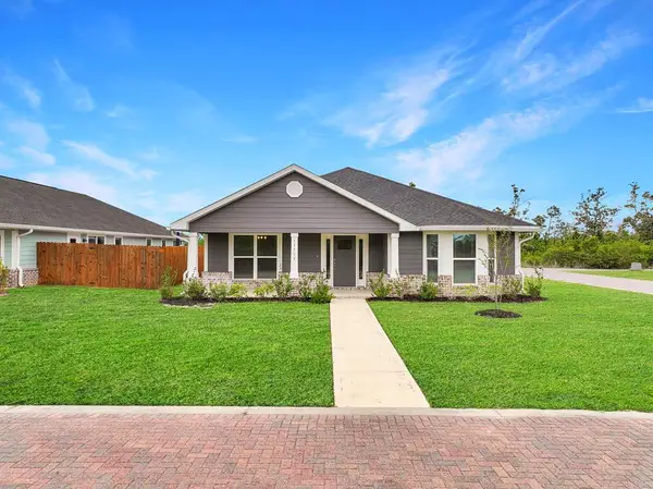 11711 Poston Rd, Panama City, FL 32404