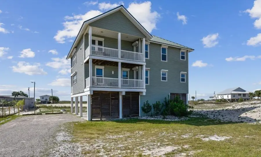 724 E Gulf Beach Dr, Saint George Island, FL 32328 - #2