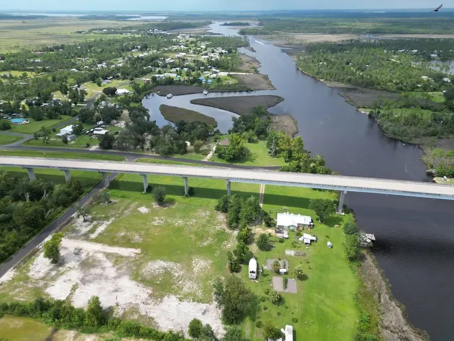 164 S Canal Dr, Port Saint Joe, FL 32456 - #2