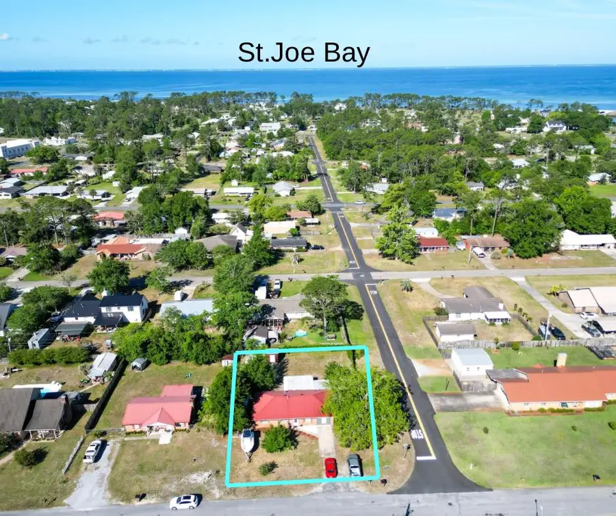 2102 Cypress Ave, Port Saint Joe, FL 32456 - #2