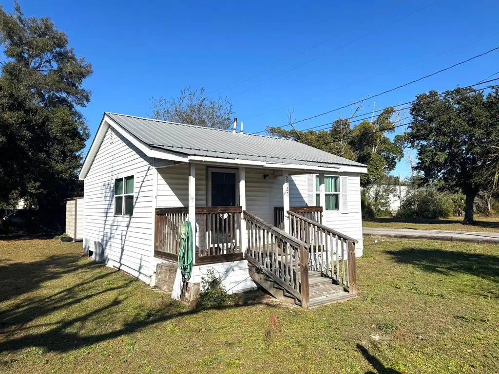 2725 E 7th St, Panama City, FL 32401 - #1