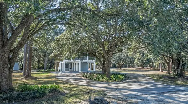 140 Craig St, Carrabelle, FL 32322
