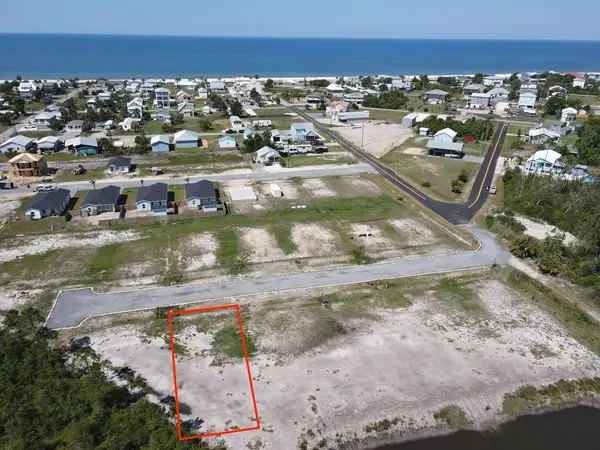 9452 Tulip Ave, Port St. Joe, FL 32456