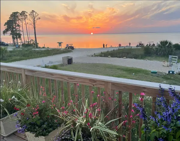 339 Nedley St, St. George Island, FL 32328