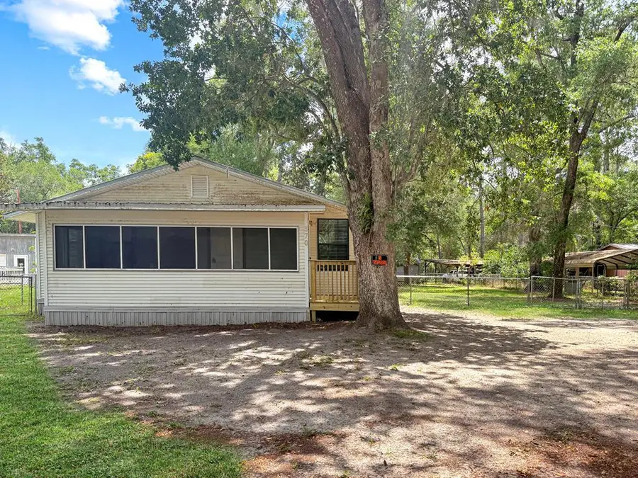 370 S Duck Ave, Wewahitchka, FL 32465 - #2