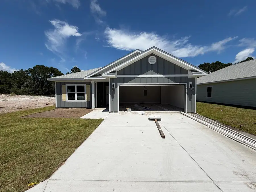 616 Norris Dr, Port Saint Joe, FL 32456 - #2