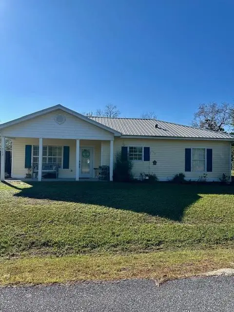 303 Angela Ct, Wewahitchka, FL 32465 - #3