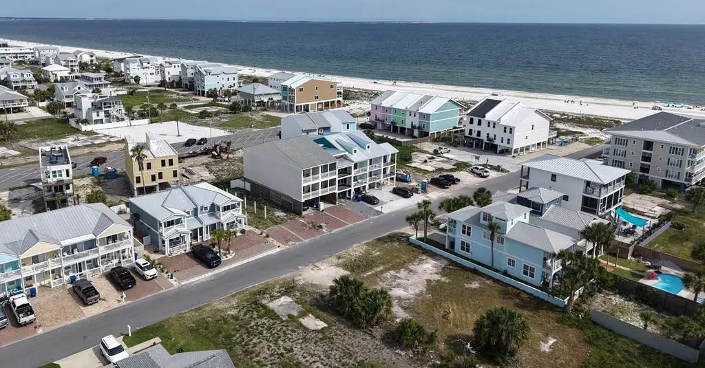 105 S 38th St, Mexico Beach, FL 32456 - #1
