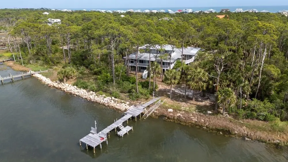 2039 Sand Dollar Trl, Saint George Island, FL 32328 - #1