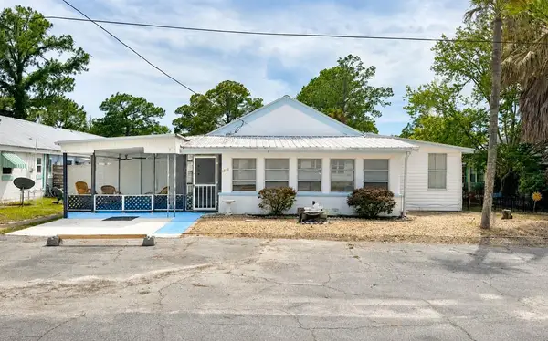12-1 Parker Ave, Lanark Village, FL 32323