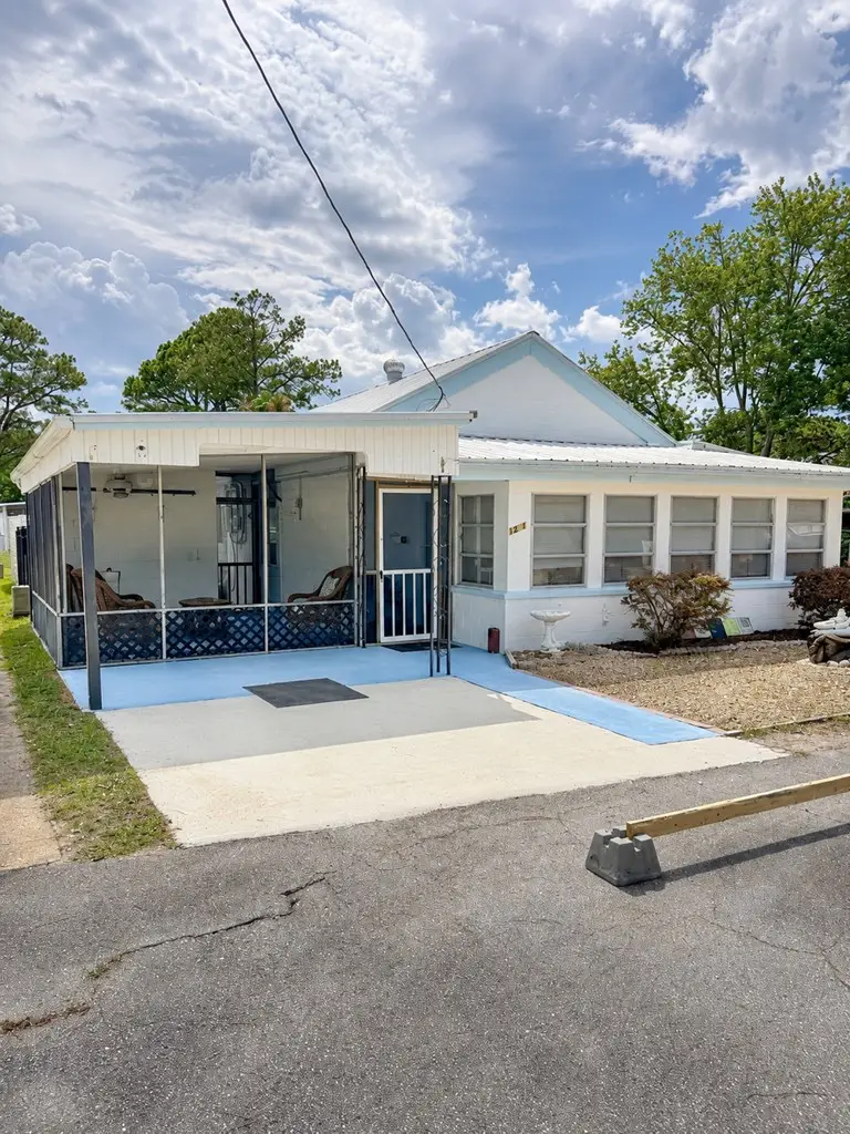 12-1 Parker Ave, Lanark Village, FL 32323 - #2