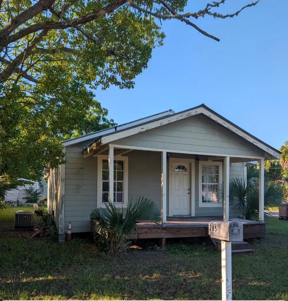 285 Marlin St, Port Saint Joe, FL 32456 - #1
