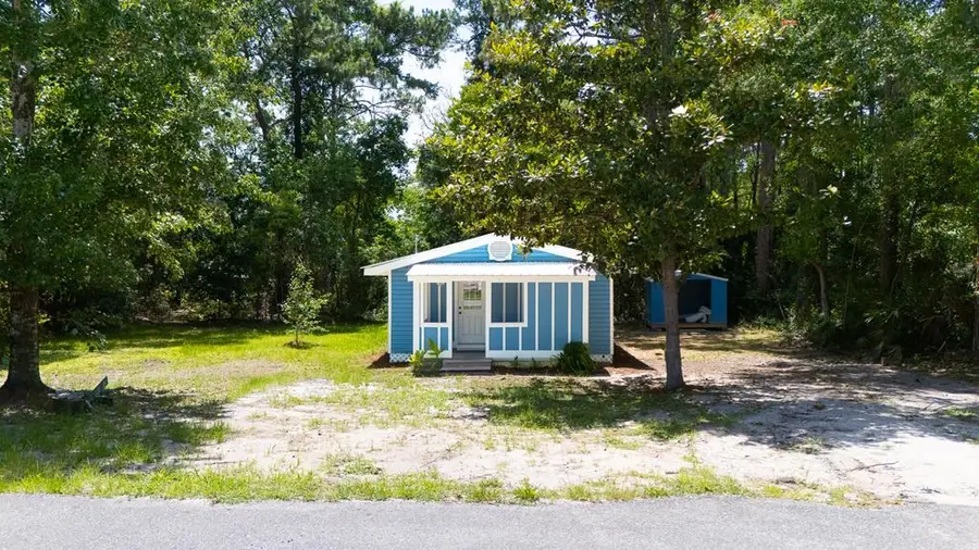 1209 Ne 1st St, Carrabelle, FL 32322 - #2