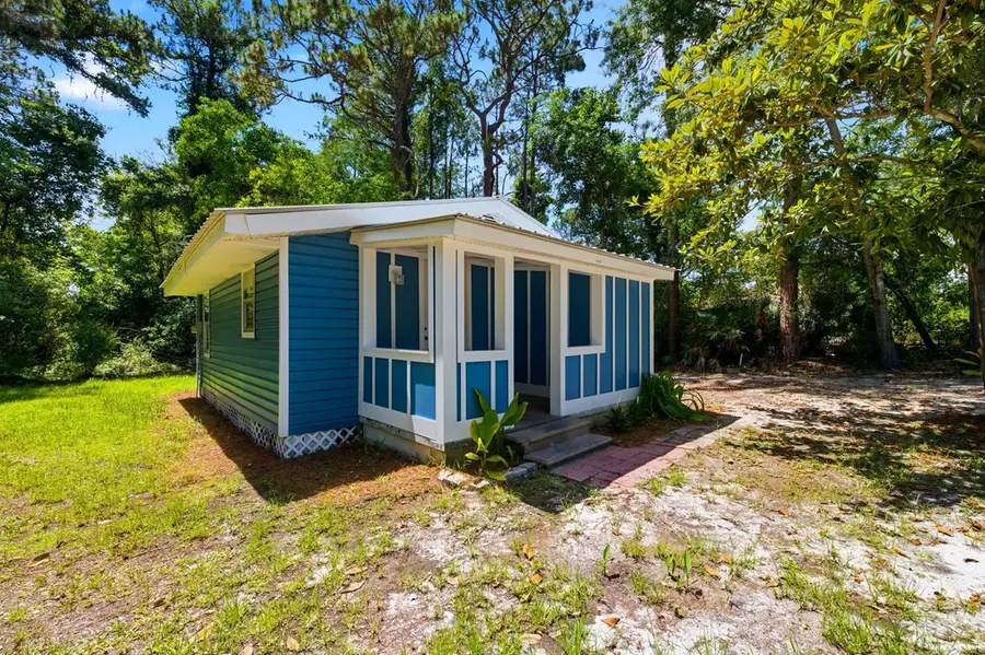 1209 Ne 1st St, Carrabelle, FL 32322 - #3