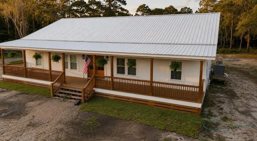 979 Cc Land Rd, Eastpoint, FL 32328 - #2