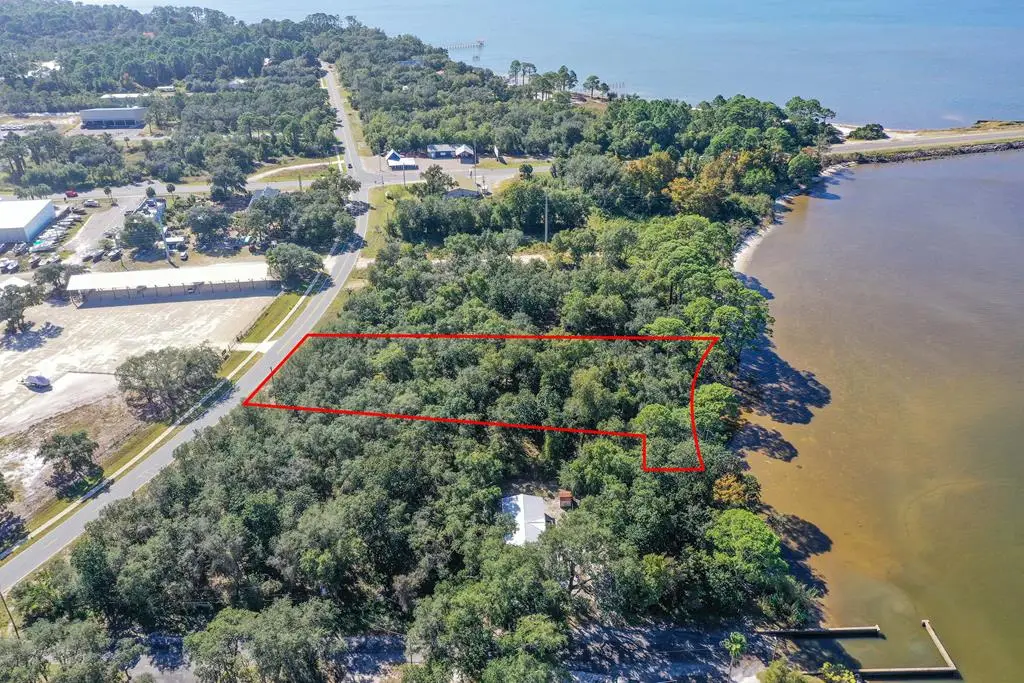 29 N Bay Shore Dr, Eastpoint, FL 32328 - #1