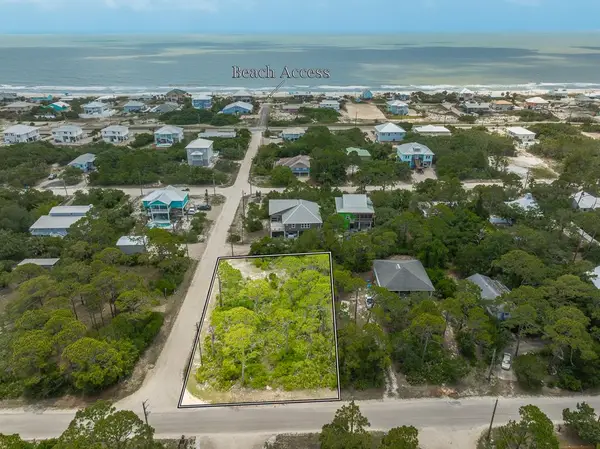 600 W Bay Shore Dr, St. George Island, FL 32328